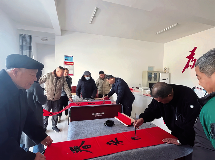 春聯(lián)送萬(wàn)家